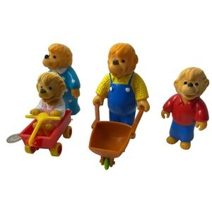 Vintage 1987 Berenstein Bears Happy Meals Complete Set of Four